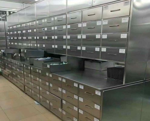 custom-cleanroom-cabinets