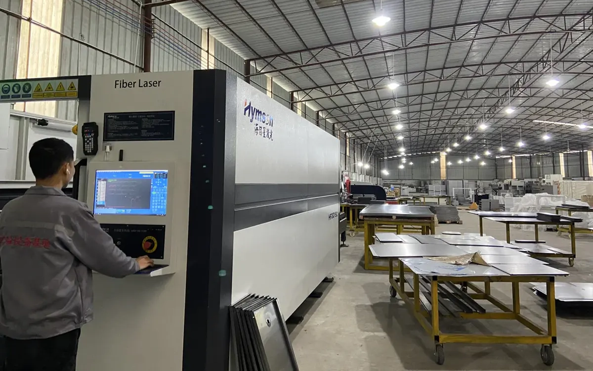 laboratory-furniture-production-cutting laboratory-furniture-production-cutting