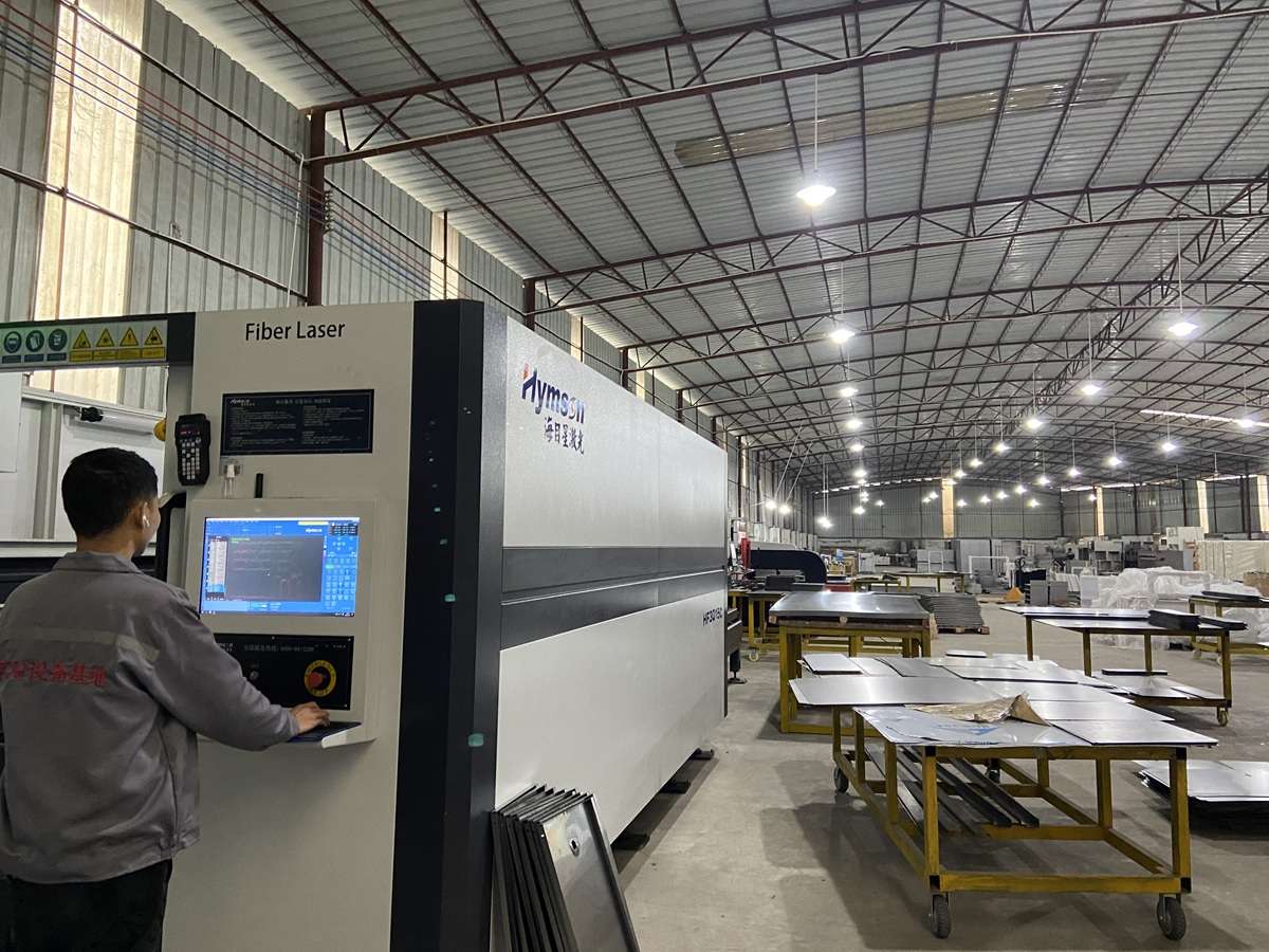 laboratory-furniture-production-cutting laboratory-furniture-production-cutting