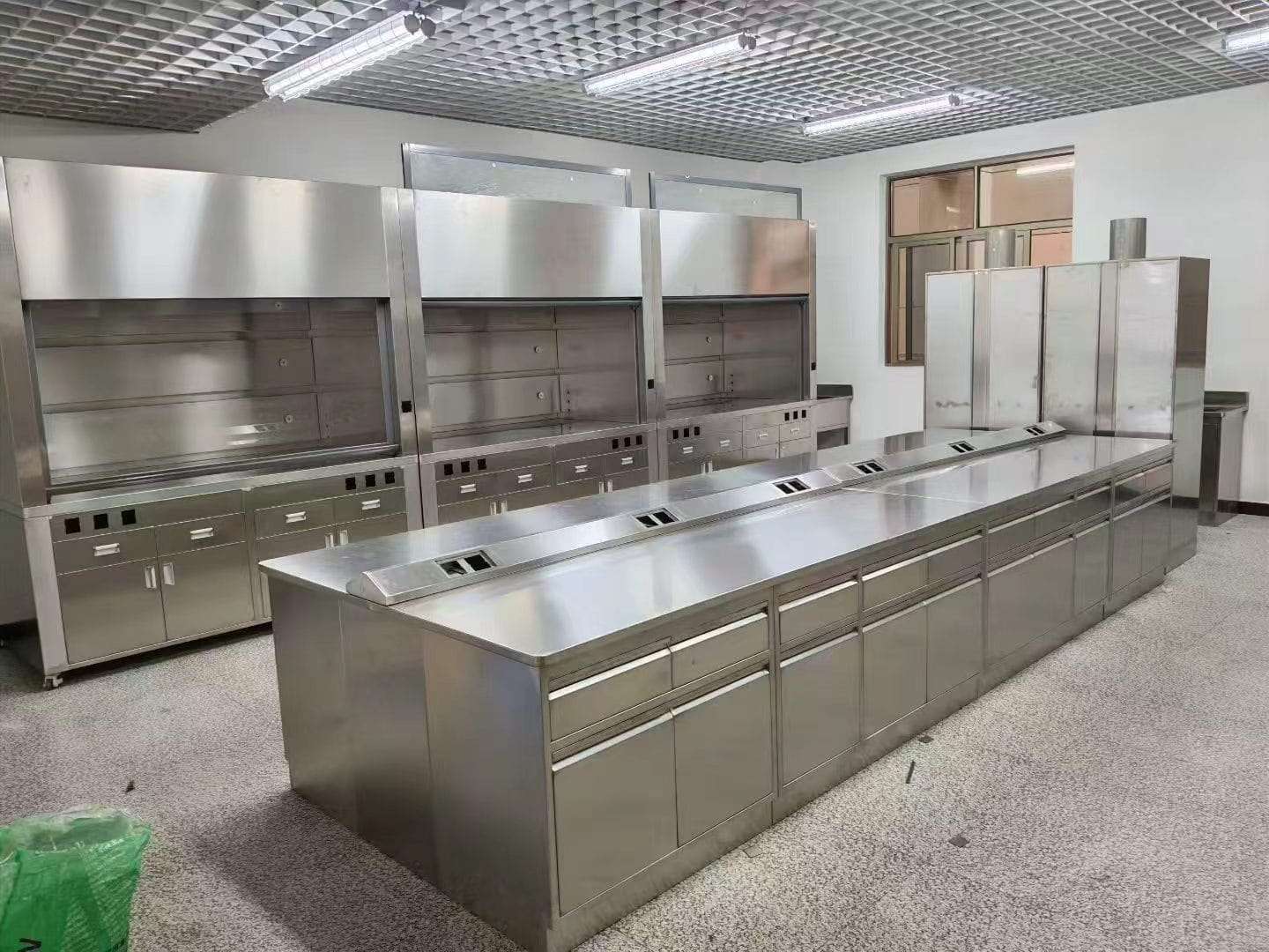 mikrobiologische Laborlösung