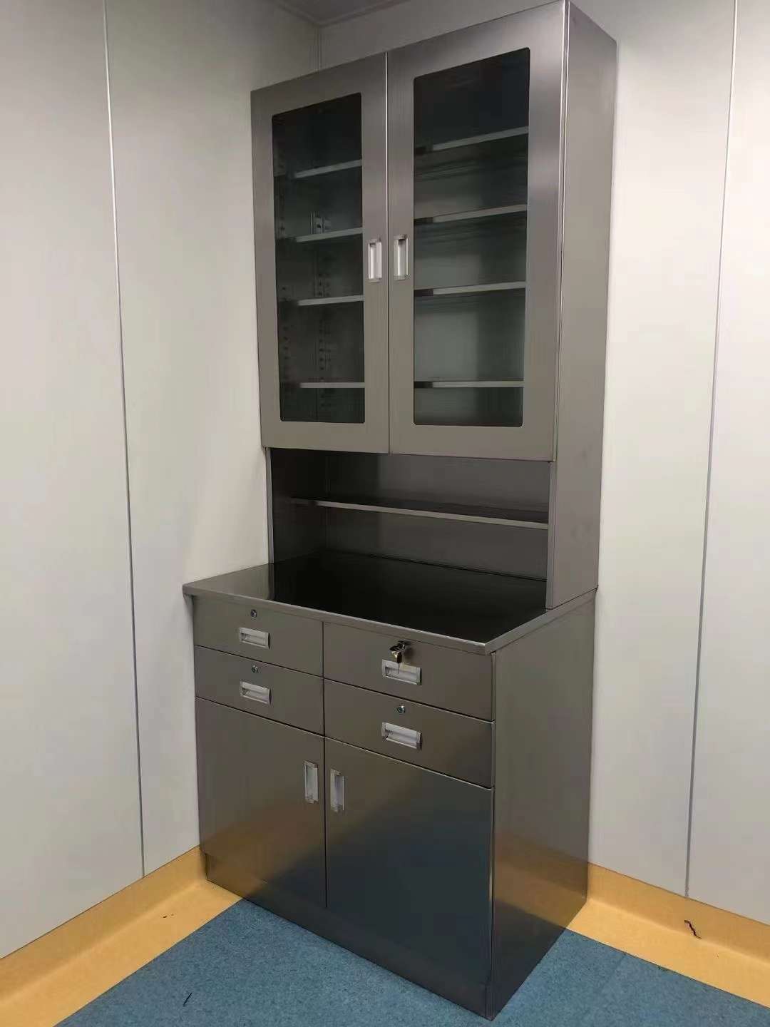 stainless-steel-medical-casework