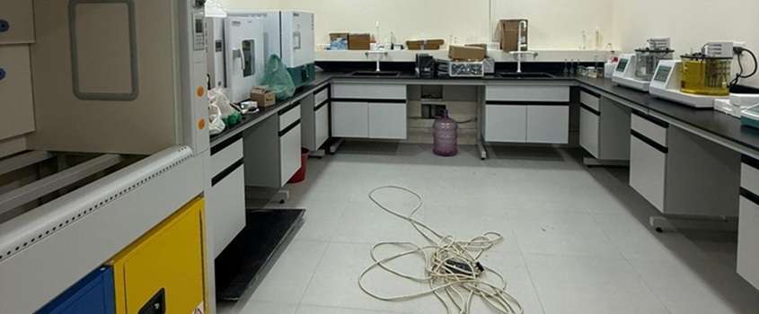 Proyecto de mobiliario de laboratorio de Bahréin Proyecto de mobiliario de laboratorio de Bahréin